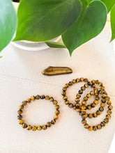 Load image into Gallery viewer, Tigers Eye Bracelets
