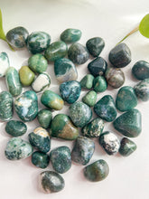 Load image into Gallery viewer, Moss Agate Pocket Stones
